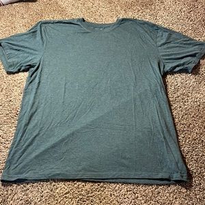 Men’s Prana T-shirt, great condition, worn once or twice.